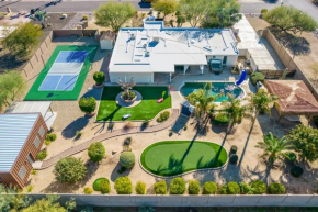Pickleball in Paradise- 6 bedrooms pool spa arcade putting green sportspickleballvolleyball